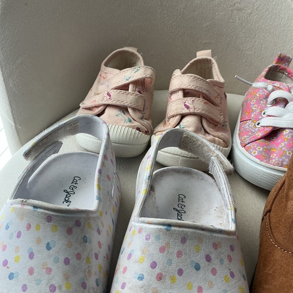 Bundle toddler girl size 6 shoes - Picture 4 of 5